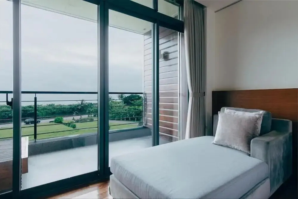 Superior Triple room with balcony and with ocean view