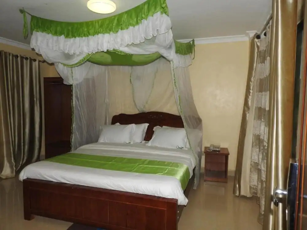 Omega Gardens Hotel