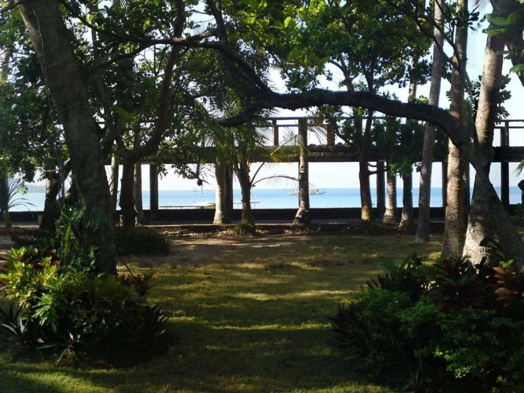 Beach & Waterfront