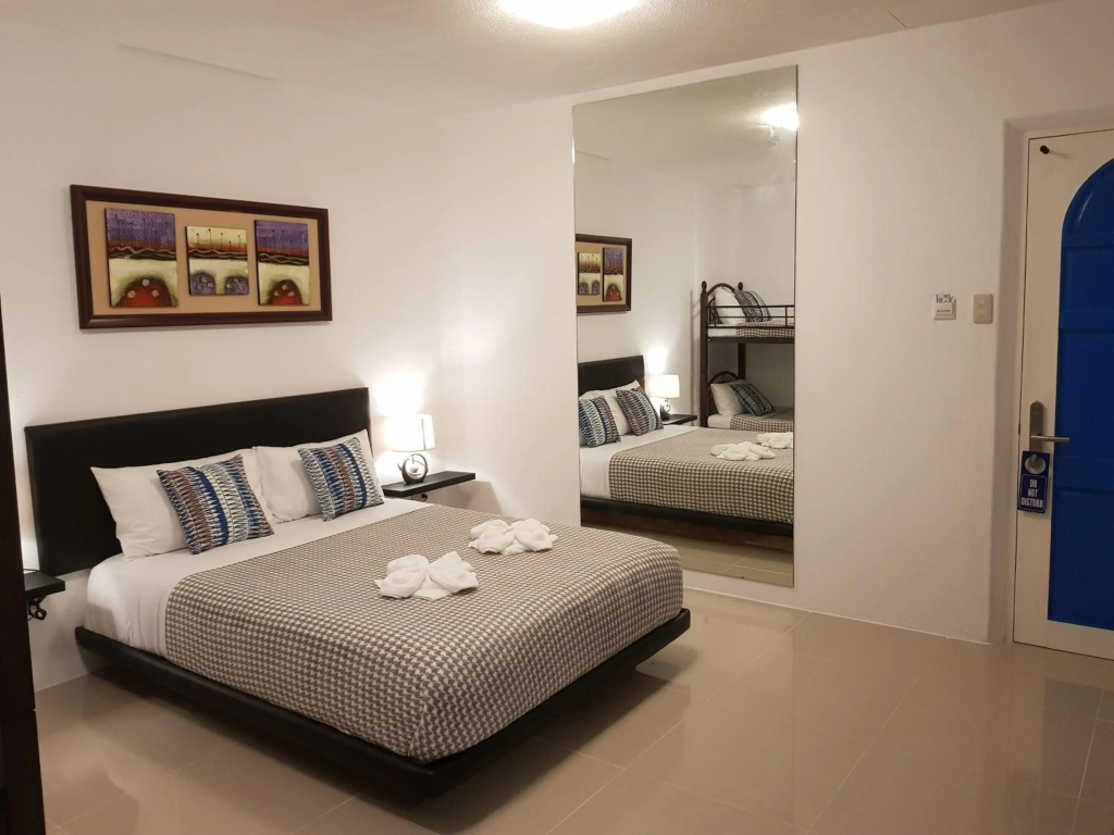 D' Gecko Hotel — 3