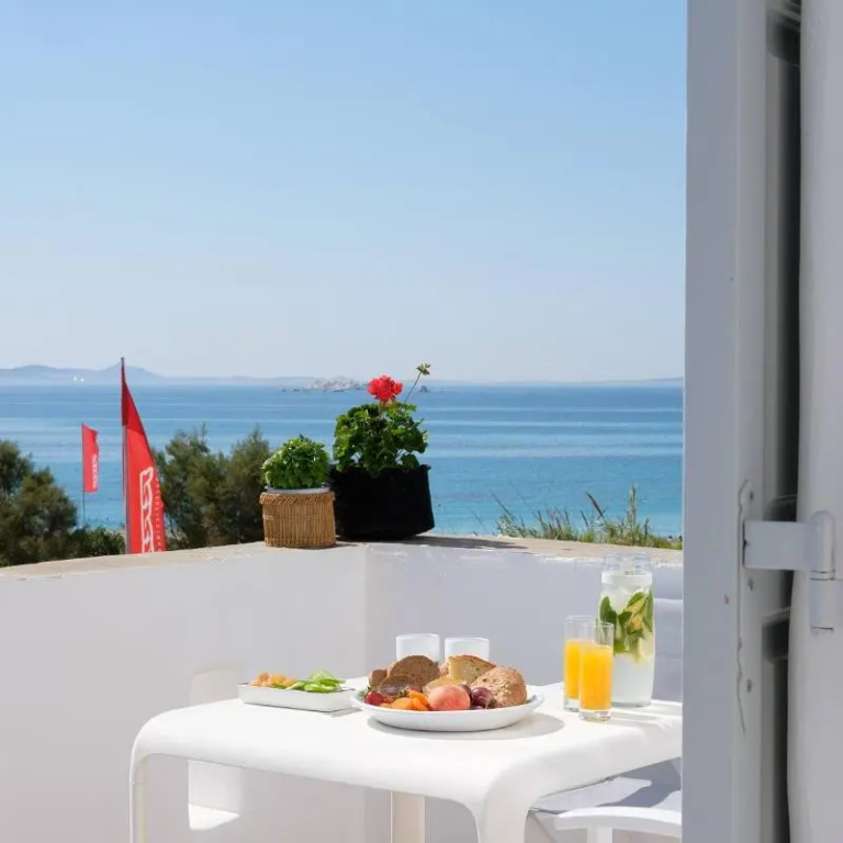 Deluxe Triple room with sea view