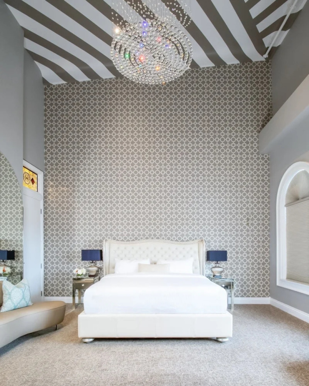 Presidential room