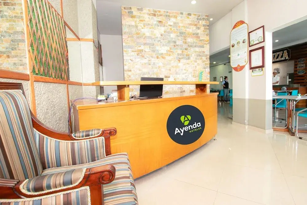 Lobby & Reception