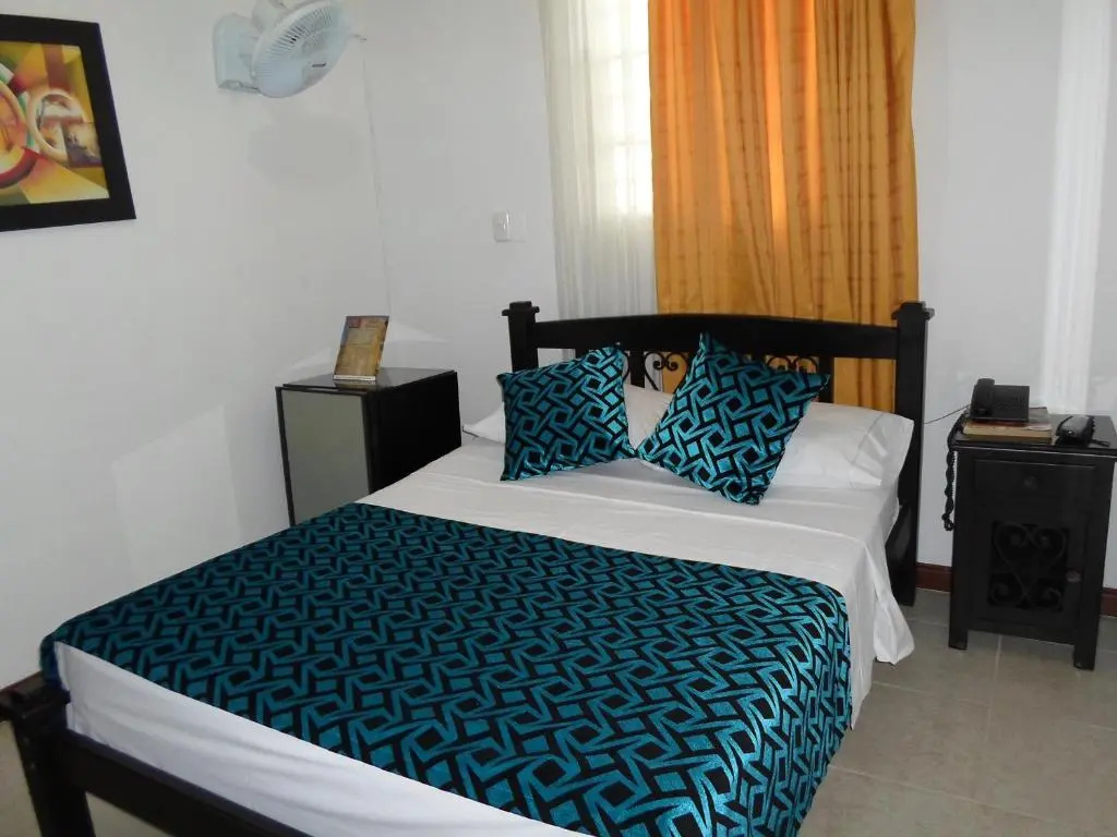 Hotel Colonial - Chambres