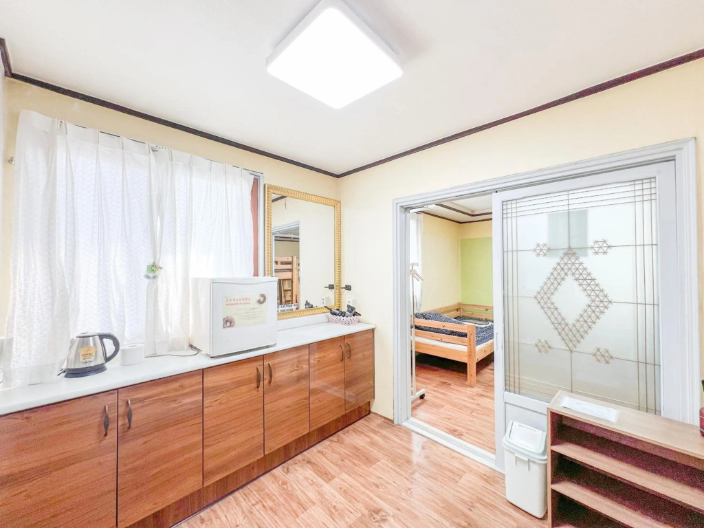 Empathy Guesthouse - Hostel — 4