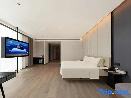 Deluxe room with city view