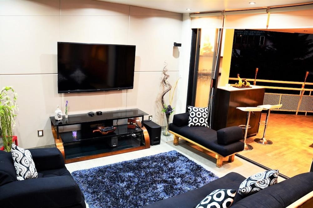 Shunya Apartment — 4
