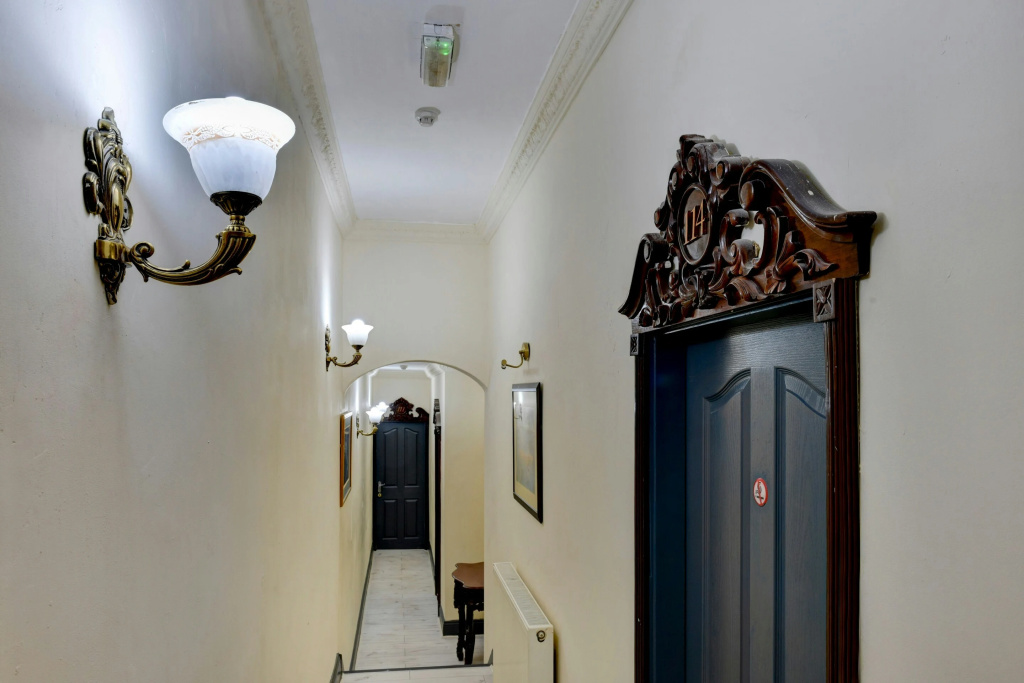Empire Hotel - Général
