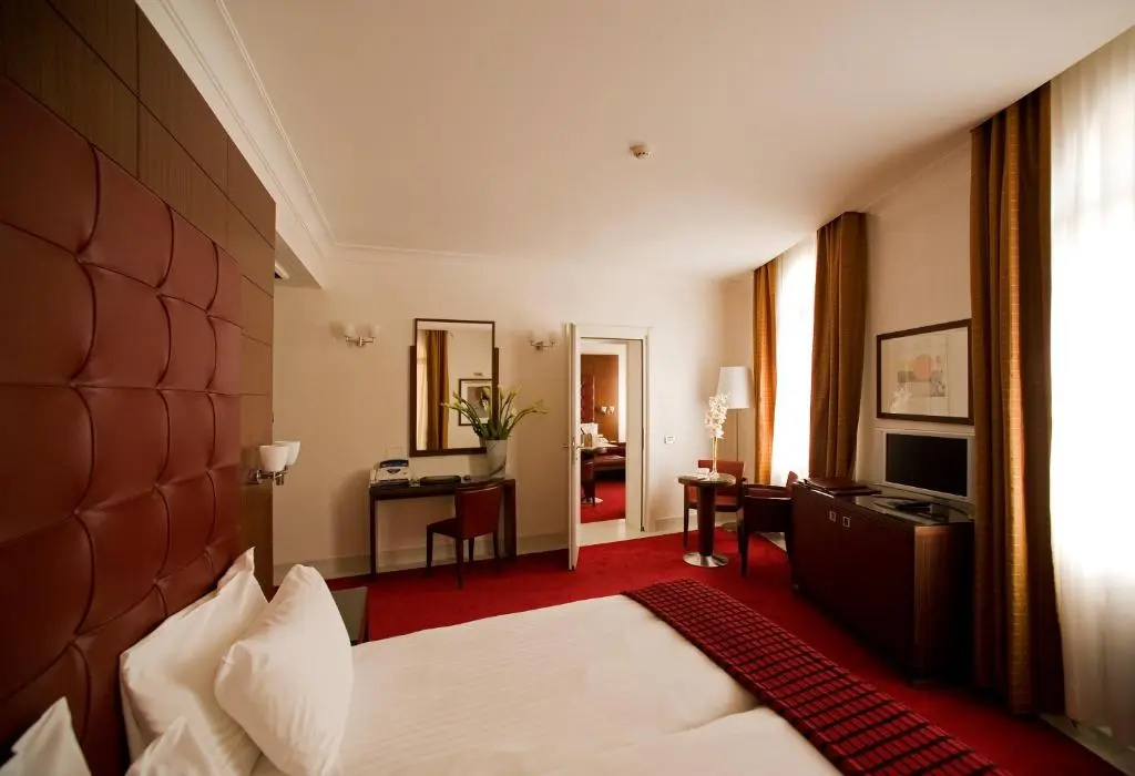 Junior Suite