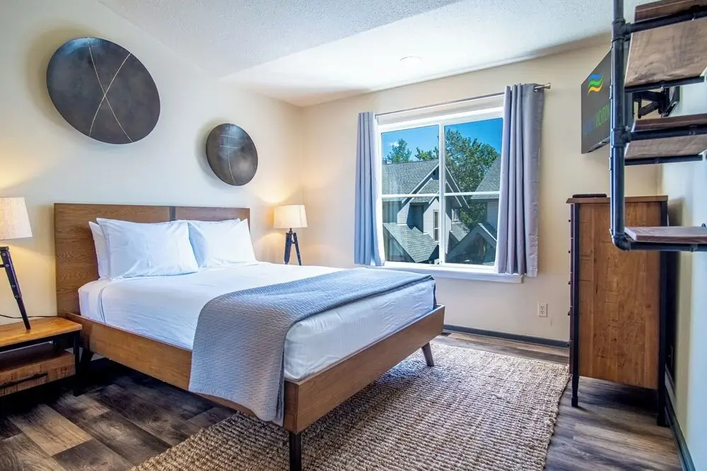 Della View 2BR Condo - In the Heart of Historic Downtown Hailey!