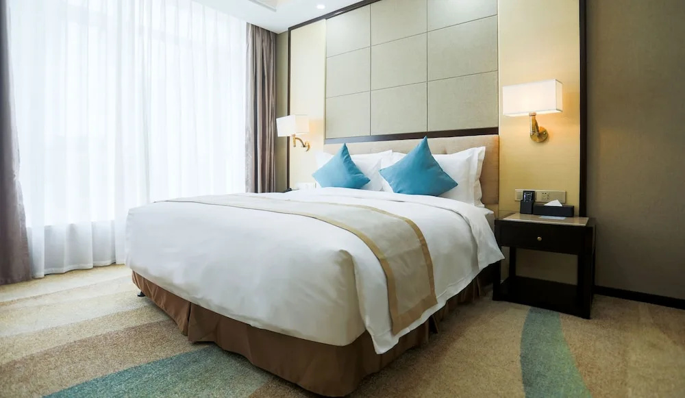 Executive Double room (full double bed)