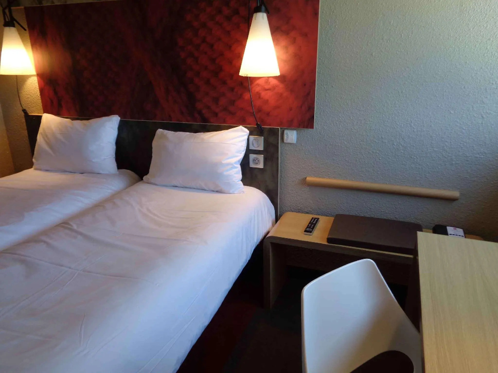 Standard Double room (twin beds)