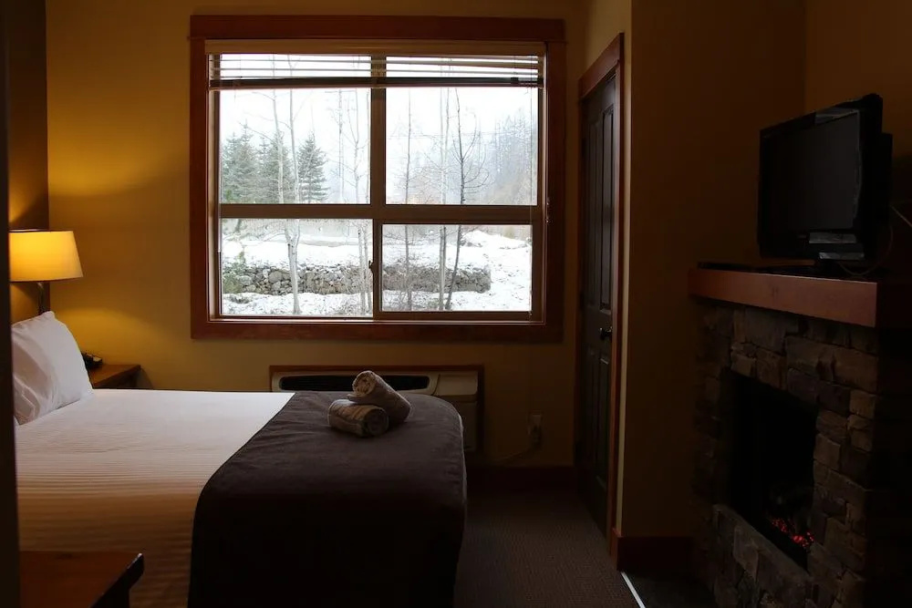 Timberline Lodges by Fernie Lodging Company - фото 21