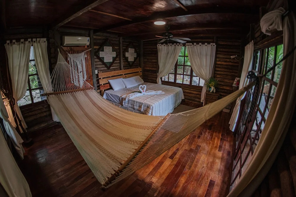 Standard Double room with balcony (full double bed)