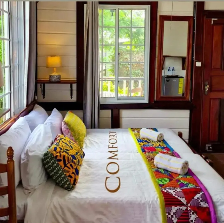 Deluxe Double room with balcony (full double bed)