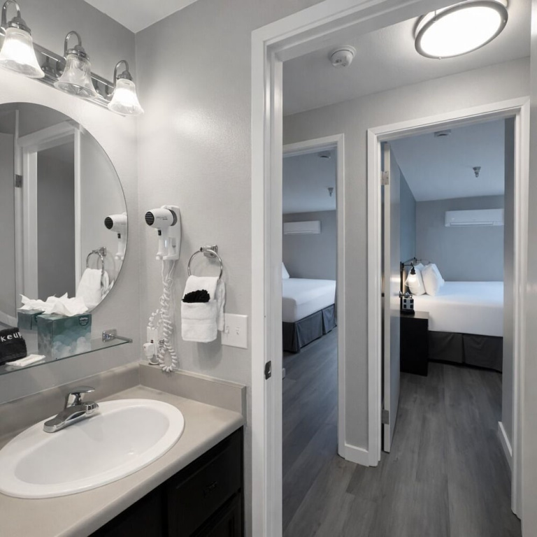 2 Bedrooms Family Suite