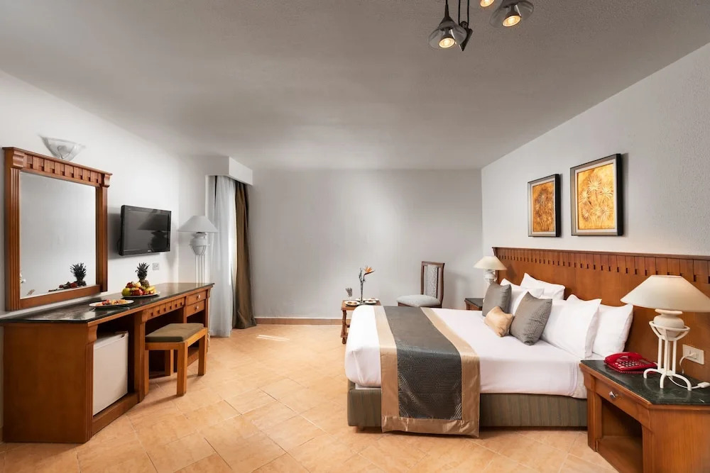 Двухместный номер Standard с видом на сад двуспальная кровать в Albatros Sharm Resort - By Pickalbatros