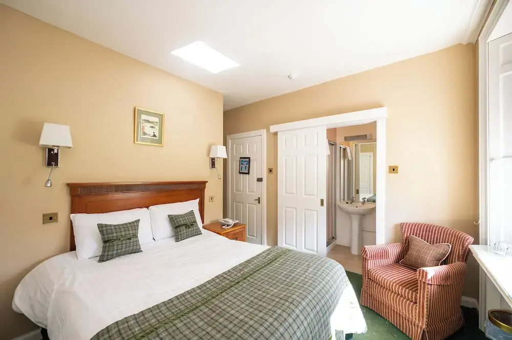 Standard Double room with garden view (full double bed)