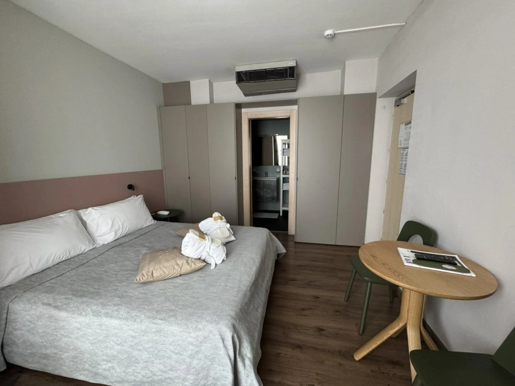Hotel Royal — 5