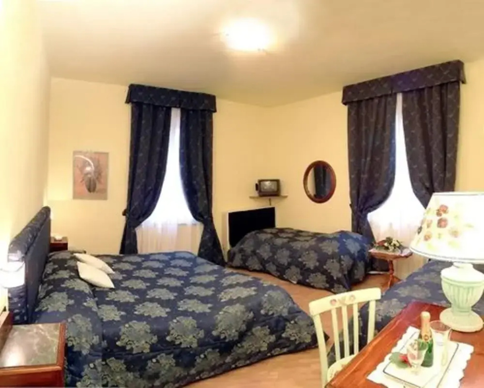 Standard Quadruple room