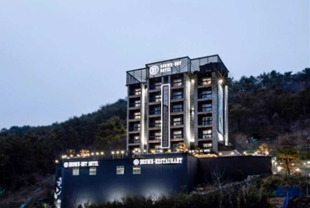 Nature Hotel