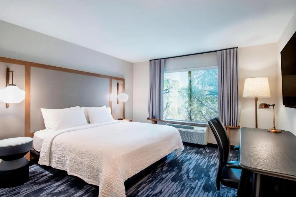 Fairfield Inn and Suites by Marriott Kelowna - Chambres