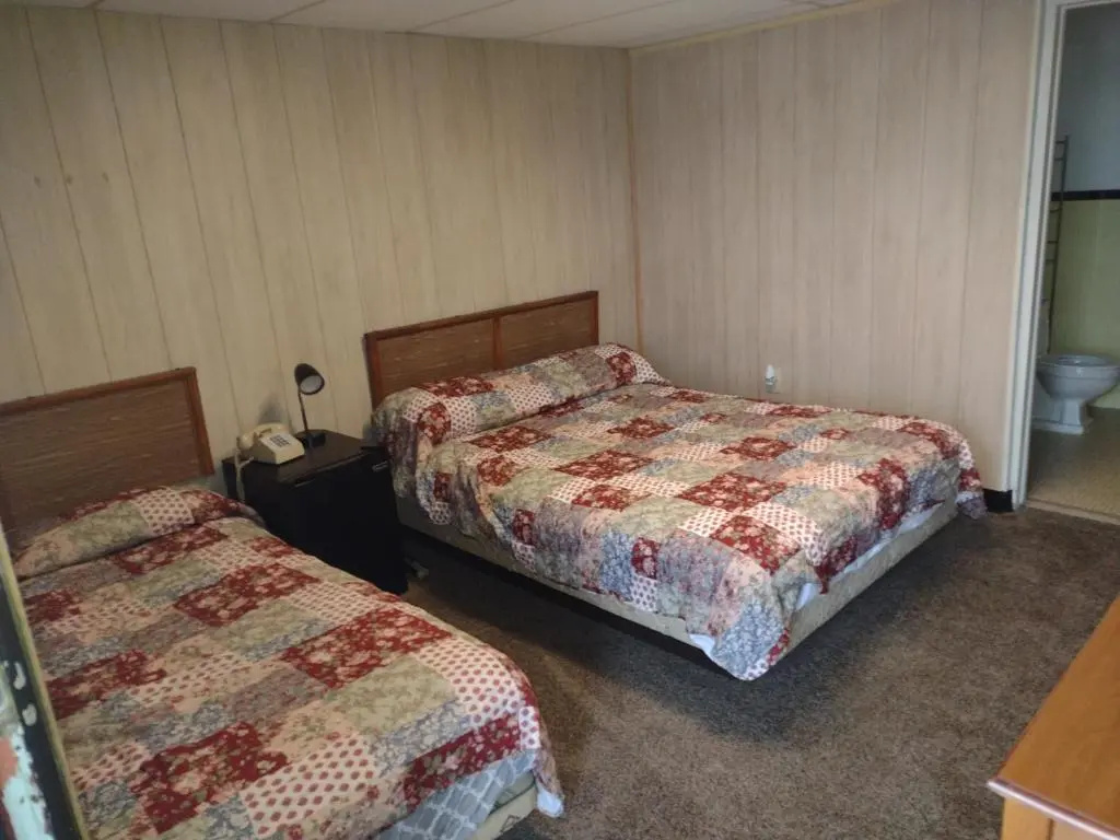 Standard Double Family room (full double bed)