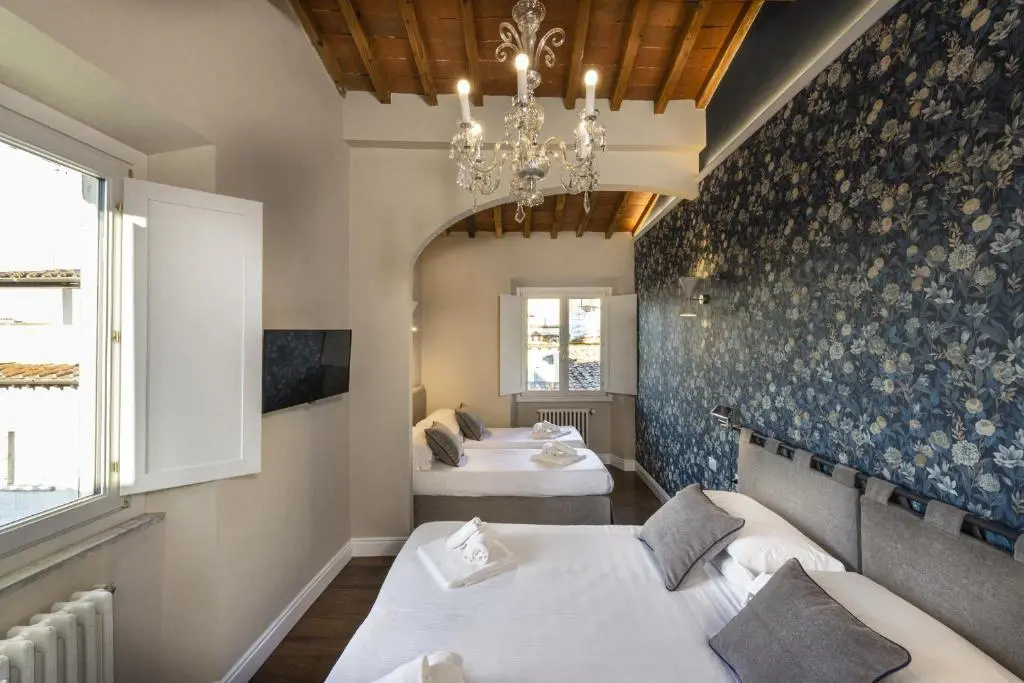 Deluxe Quadruple room