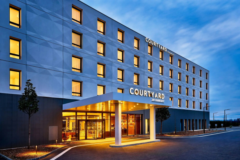 Courtyard By Marriott Lyon Eurexpo Stadium