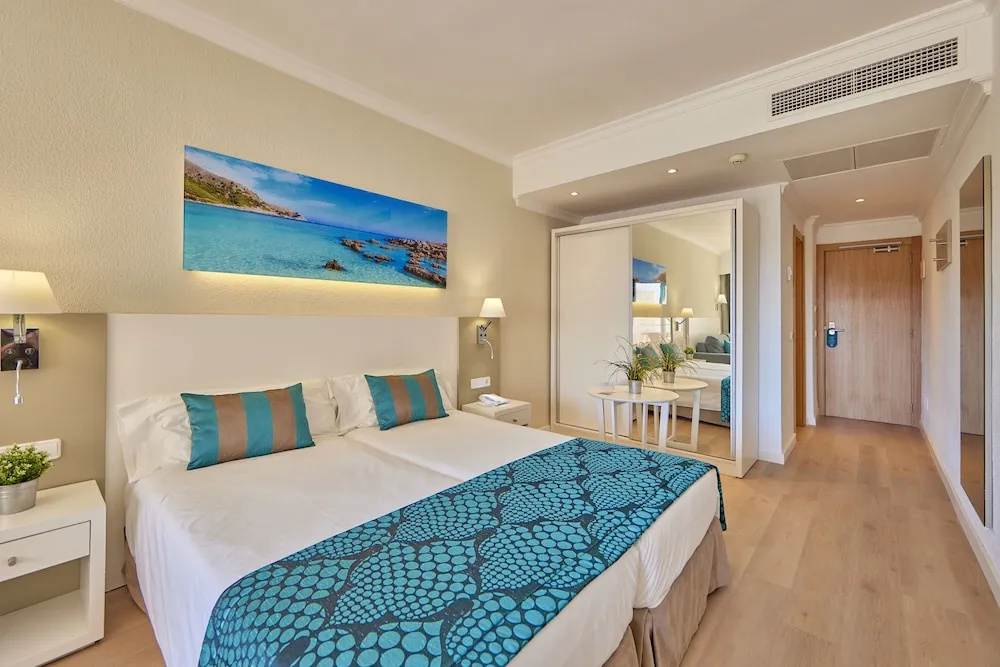 Standard Family room with balcony