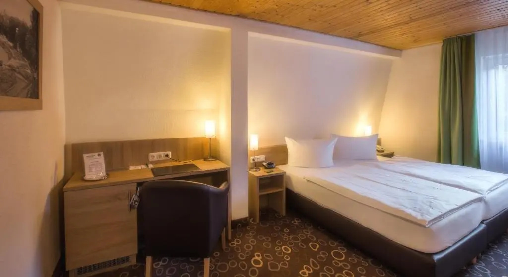 Superior Double room (full double bed)