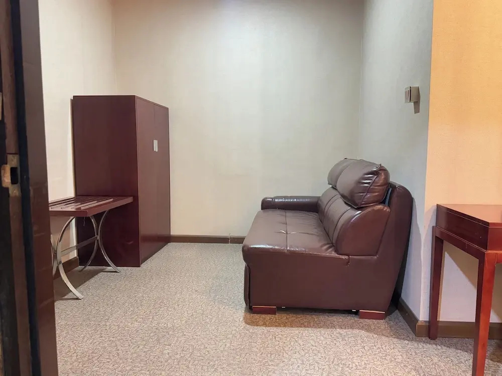 Ratna Hotel - Chambres