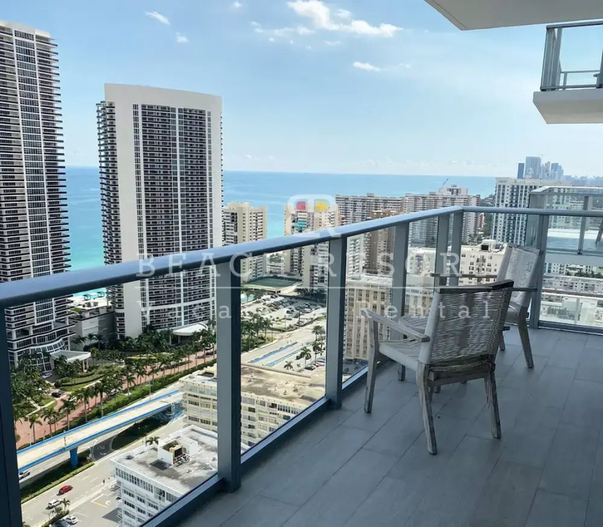 HYDE Beach House Resort Rental