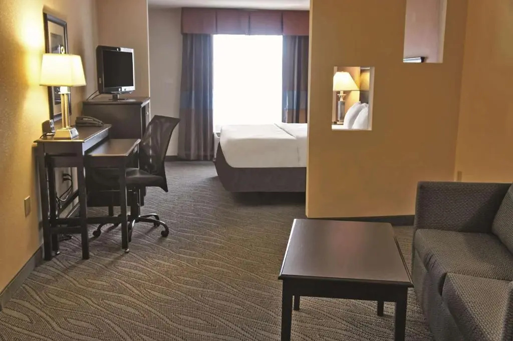 La Quinta Inn & Suites by Wyndham Edmond - Chambres