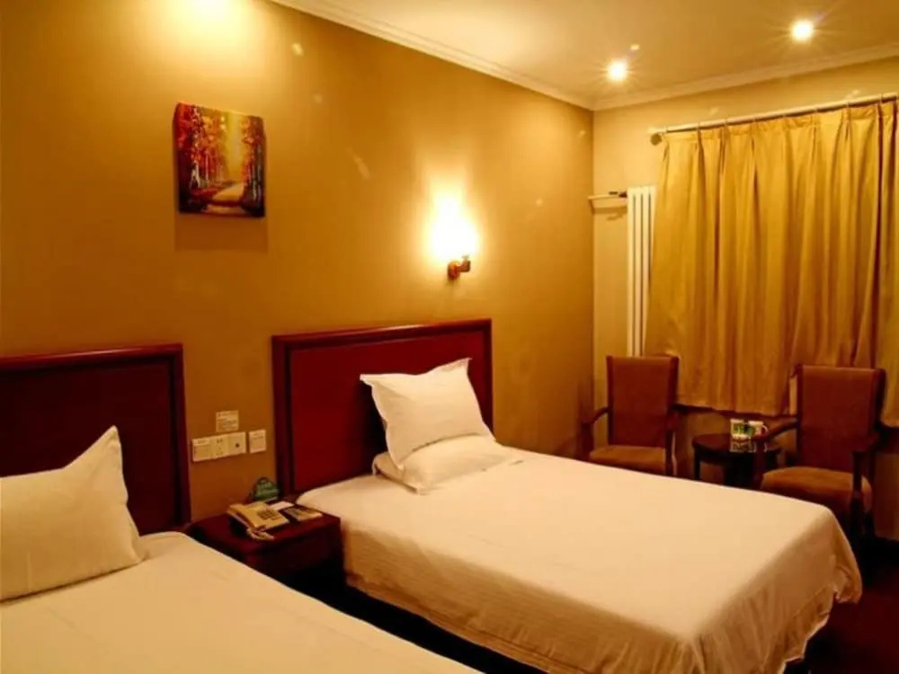 GreenTree Inn Jinan Daming Lake Hotel