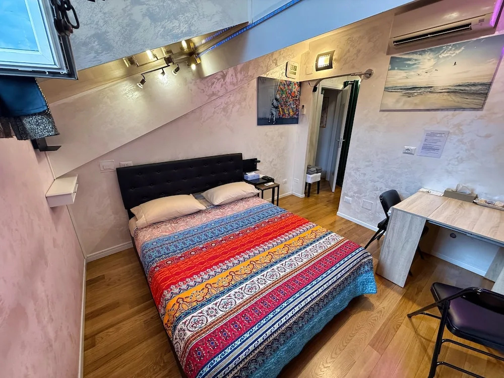 Milan City Center Apartment Eco-chic&smart - Brera Garibaldi Zone 1 - The Tube — фото