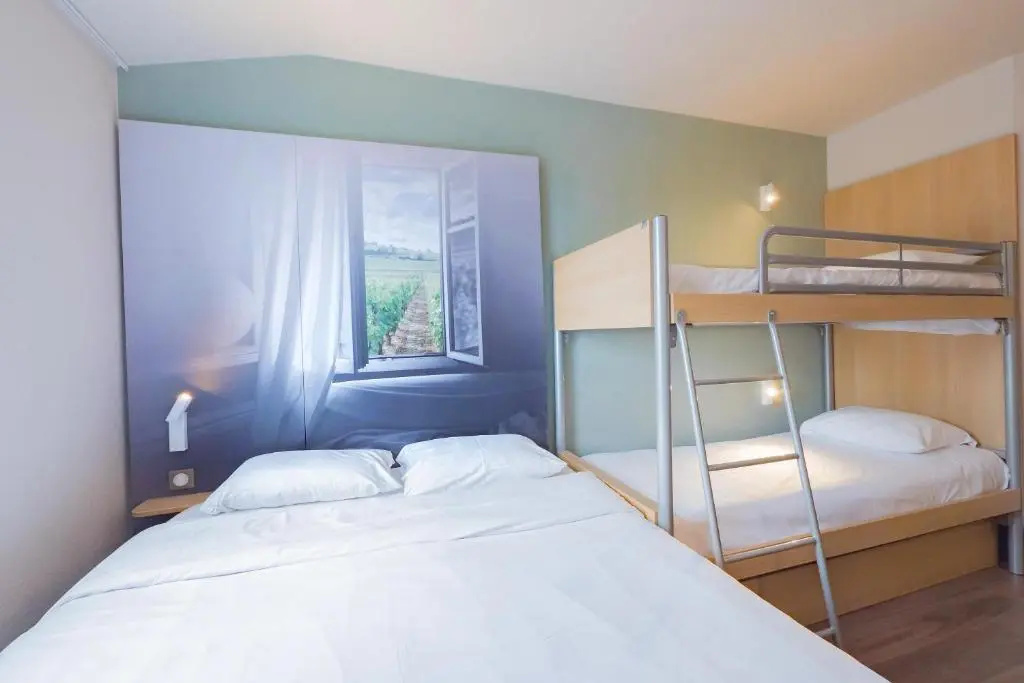 Quadruple room