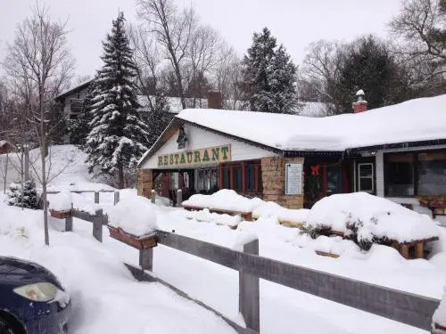 Alpengruss Cafe & Motel