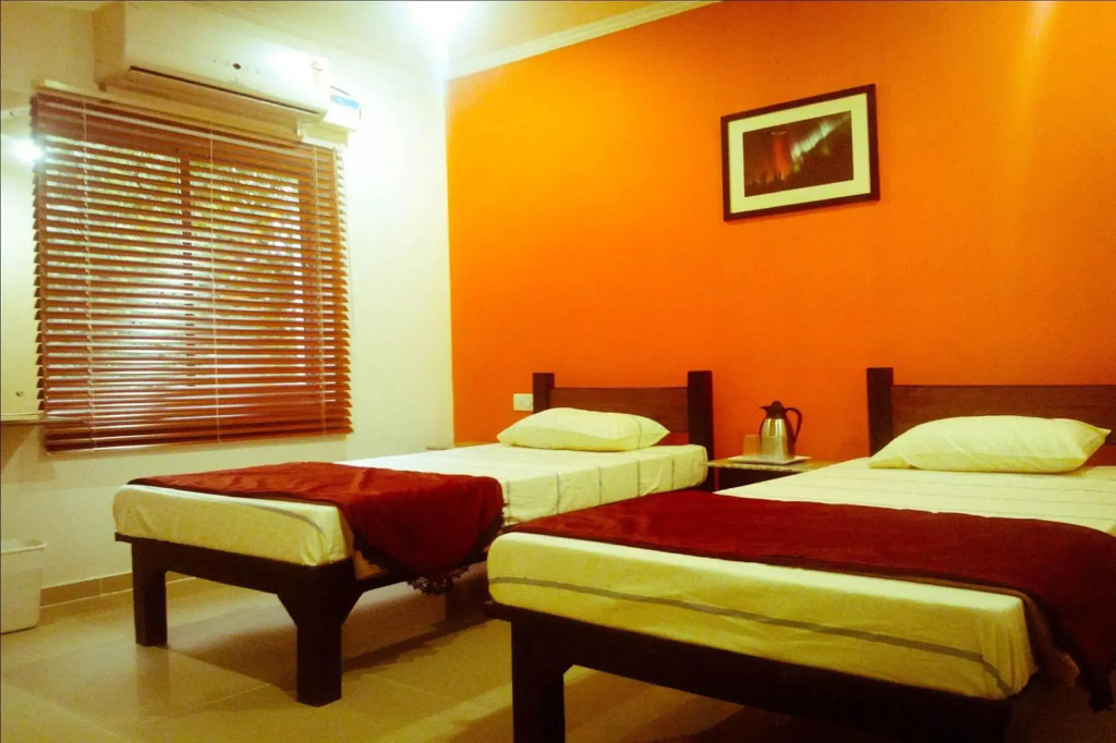 Standard Double room (twin beds)