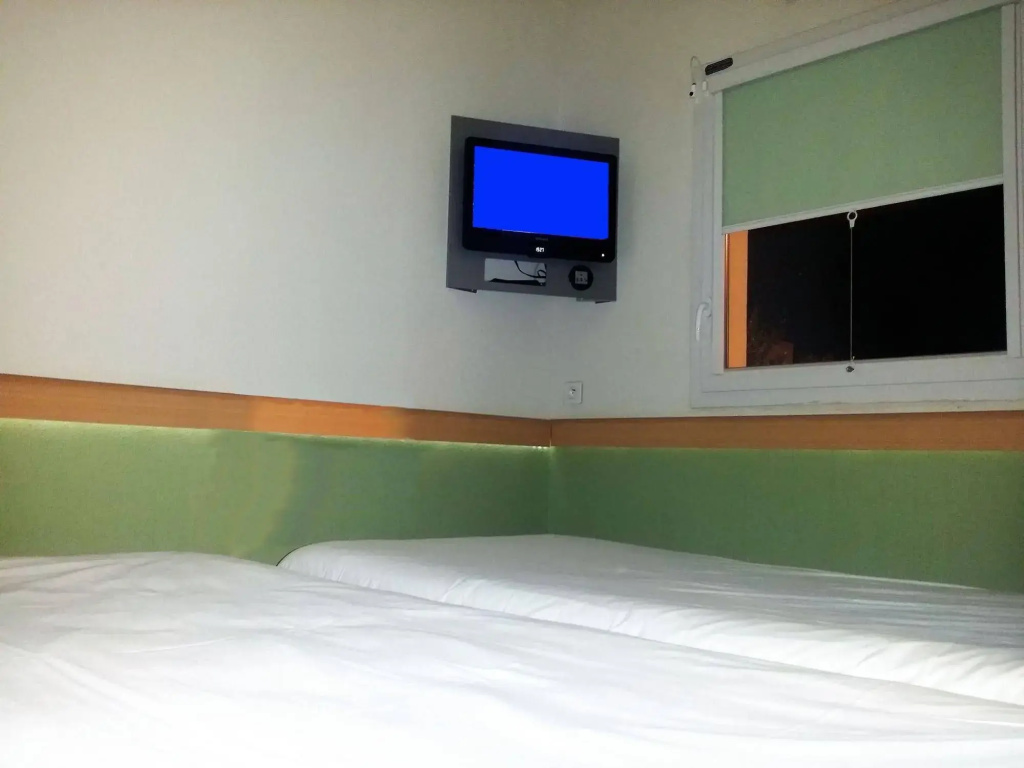 Voir la photo 3 — ibis budget Saint Maximin la Sainte Baume