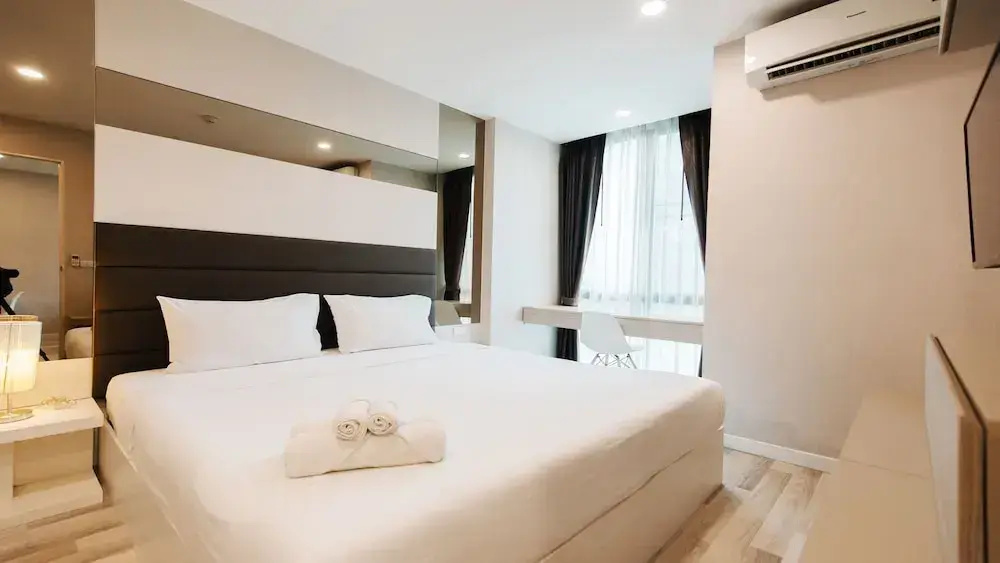 Superior room with balcony and with mountain view