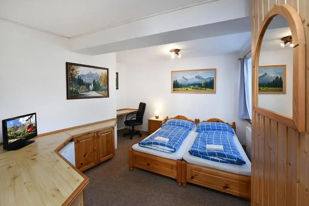 Standard Double room (full double bed)