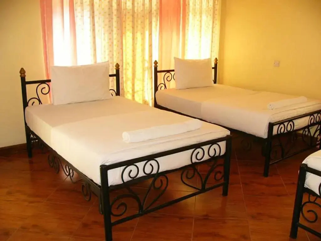 Standard Triple room with balcony