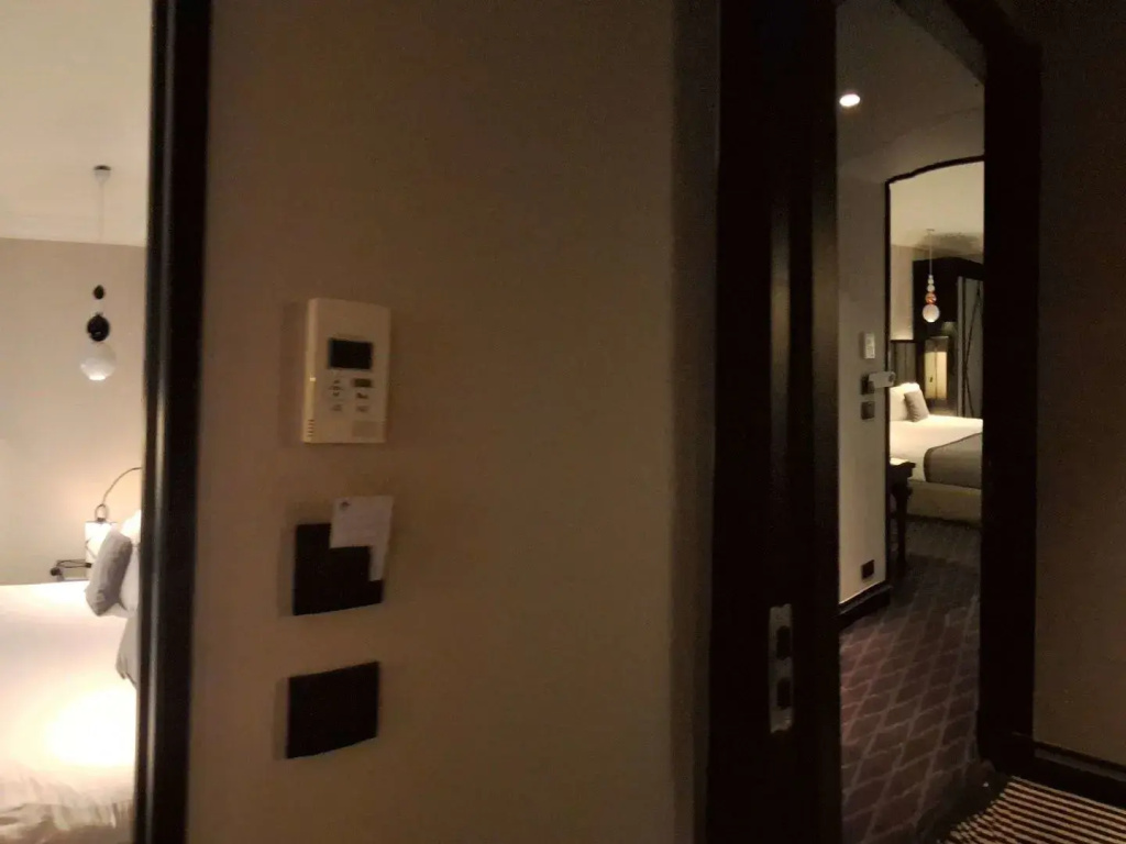 Отель Mercure Paris Arc de Triomphe Wagram в Париже