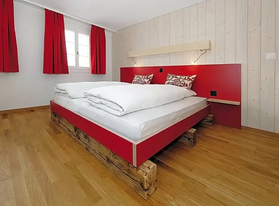 Economy room