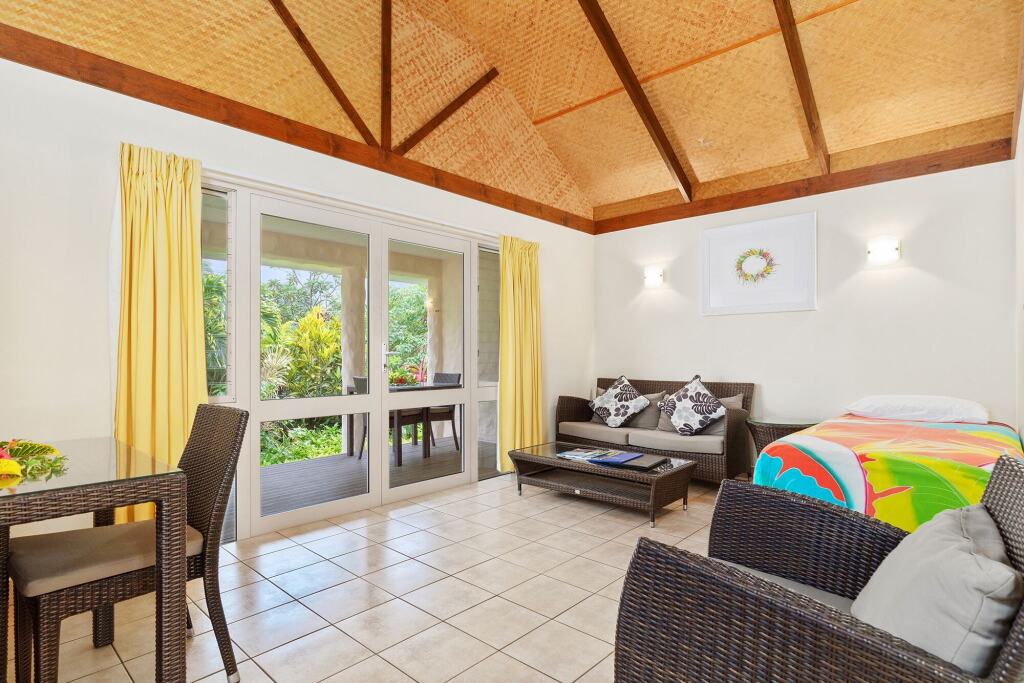 Palm Grove by null