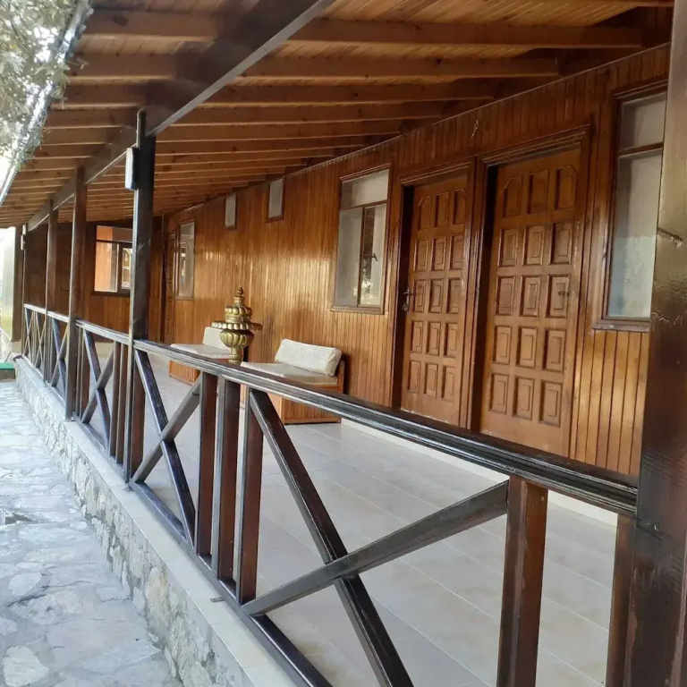 Standard Cottage