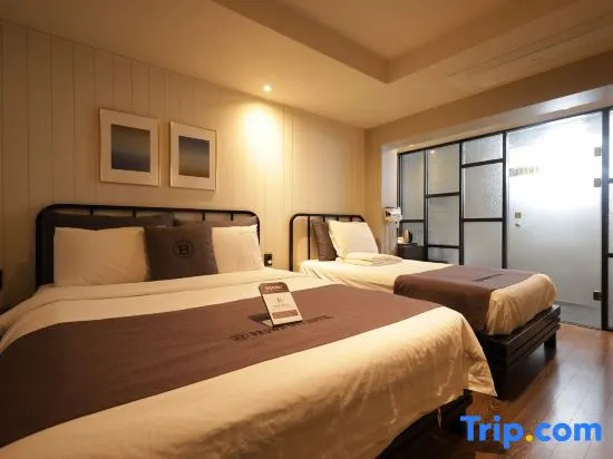 Premium Double room (twin beds)