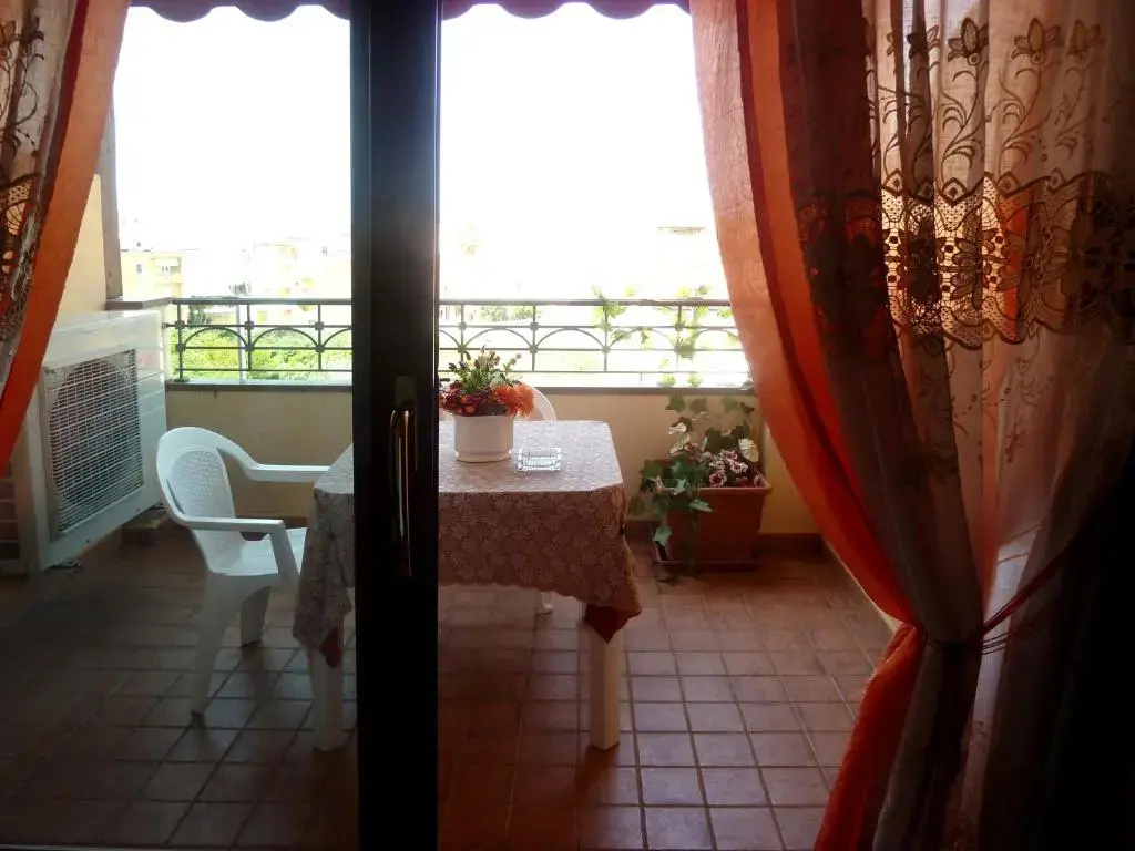 Apartment with balcony