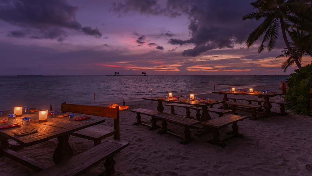 The Standard, Huruvalhi Maldives